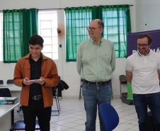 INOVAÇÃO: Da zona rural à inovação: a trajetória de um jovem transformada por oportunidades do Paraná