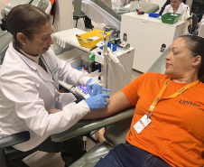 Com estoques O+ e O- em baixa Hemepar Curitiba atende na sexta e sábado do feriado