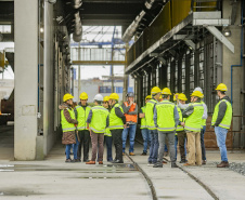 Movimento Pró-Paraná conhece projetos da Portos do Paraná e visita obras do Moegão