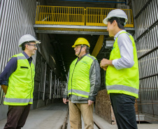 Movimento Pró-Paraná conhece projetos da Portos do Paraná e visita obras do Moegão