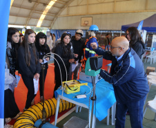 Sanepar distribui mil coletores de óleo usado em evento educativo em Piraquara