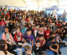 Sanepar distribui mil coletores de óleo usado em evento educativo em Piraquara