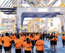 4ª Corrida do Porto bate recorde de público e reúne atletas de 15 estados brasileiros