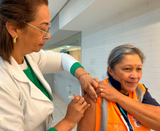 SESA - Paraná ultrapassa 2 milhões de doses aplicadas contra a gripe e ocupa 5º lugar no Brasil