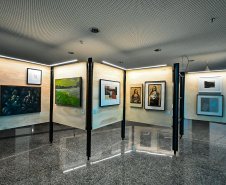 Cascavel recebe museu satélite do MAC-PR com casa cheia