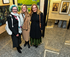 Cascavel recebe museu satélite do MAC-PR com casa cheia