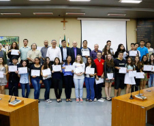 Com apoio da Seed, eleições do Parlamento Jovem mobilizam estudantes em 88 colégios da rede estadual.