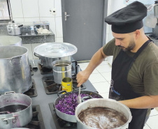 Estado reforça capacitação de mais de 7 mil profissionais da alimentação escolar