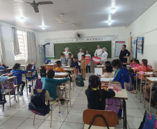 SETI - Universidades Estaduais do Paraná oferecem atendimento odontológico gratuito para bebês e crianças