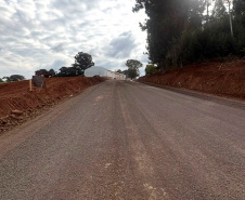Pavimentação da PR-239 entre Mato Rico e Roncador