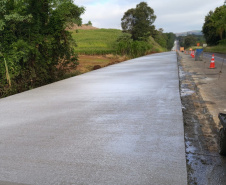 Obra de whitetopping da PR-460 e PRC-487 entre Pitanga e Nova Tebas