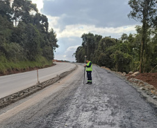 Obra de whitetopping da PR-460 e PRC-487 entre Pitanga e Nova Tebas