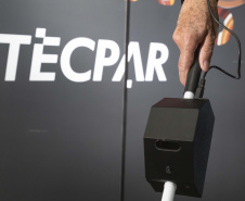 Startup incubada pelo Tecpar vai doar 100 bengalas inteligentes para deficientes visuais