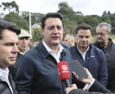 Ratinho Junior libera R$ 90,7 milhões para pavimentação de estrada turística e outras obras em Tijucas do Sul