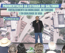 Ratinho Junior libera R$ 90,7 milhões para pavimentação de estrada turística e outras obras em Tijucas do Sul