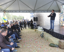 Ratinho Junior libera R$ 90,7 milhões para pavimentação de estrada turística e outras obras em Tijucas do Sul