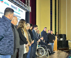 LEGENDA: Governo do Estado apresentou na noite de quinta-feira (11) o anteprojeto de engenharia com as obras necessárias para minimizar os efeitos das cheias do Rio Iguaçu.