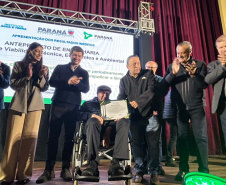 LEGENDA: Governo do Estado apresentou na noite de quinta-feira (11) o anteprojeto de engenharia com as obras necessárias para minimizar os efeitos das cheias do Rio Iguaçu.