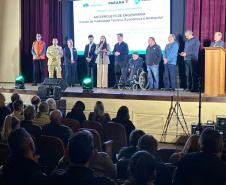 LEGENDA: Governo do Estado apresentou na noite de quinta-feira (11) o anteprojeto de engenharia com as obras necessárias para minimizar os efeitos das cheias do Rio Iguaçu.