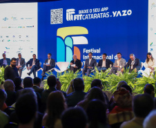 Darci Piana abre 21º FITCataratas e destaca crescimento do turismo no Estado