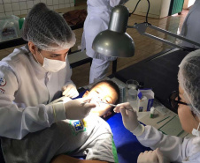 SETI - Universidades Estaduais do Paraná oferecem atendimento odontológico gratuito para bebês e crianças