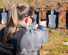 Polícia Penal do Paraná capacita mais de 770 servidores para o uso de novas pistolas Glock G17 em todo o Estado
