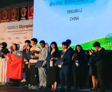 Estudante do Paraná retorna de evento internacional com menção honrosa na categoria de ciências 