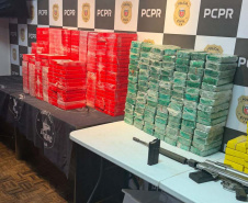 PCPR intercepta carga de drogas e arsenal de armas avaliadas em R$ 22 milhões em Campo Largo