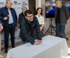 Unioeste celebra seu primeiro contrato de licenciamento de patente para empresa parceira
