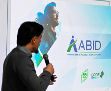 BRDE lança academia corporativa para fortalecer inovação, gestão do conhecimento e desenvolvimento regional