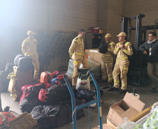 Bombeiros paranaenses já estão a caminho da Venezuela com equipe de busca e resgate brasileira