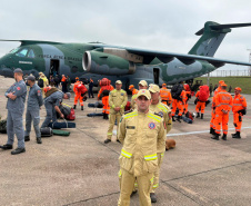 Bombeiros paranaenses já estão a caminho da Venezuela com equipe de busca e resgate brasileira