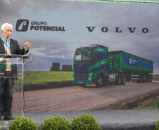 ENTREGA CAMINHÕES VOLVO