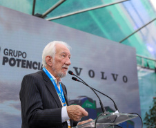 ENTREGA CAMINHÕES VOLVO