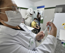 Paraná já aplicou 2,6 milhões de vacinas contra Influenza