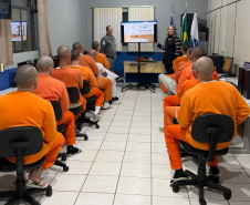 Aula Magna do Projeto A Liberdade Tem Asas leva ensino superior a mais de 400 apenados no Paraná