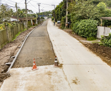 Obras de pavimentação em concreto em Antonina ultrapassam 90% de execução