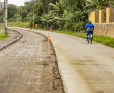 Obras de pavimentação em concreto em Antonina ultrapassam 90% de execução