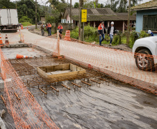 Obras de pavimentação em concreto em Antonina ultrapassam 90% de execução