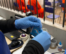  PPPR e PCIPR realizam 775 coletas de DNA em unidades penais da região de Foz do Iguaçu