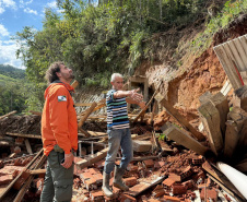 DEFESA CIVIL - Estado, União e municípios iniciam força-tarefa no levantamento de danos em Cerro Azul e Adrianópolis