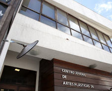 Centro Juvenil de Artes Plásticas abre inscrições para oficinas gratuitas de Moda e Cinema