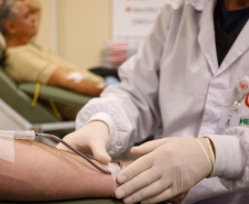 Hemepar reforça chamado para doadores de sangue dos tipos O positivo e O negativo