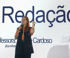 Estudantes da rede estadual participam de imersão sobre redação em preparação para o Enem