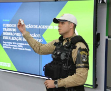Detran-PR capacita 82 agentes de trânsito com curso inédito