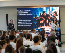 Estudantes da rede estadual participam de imersão preparatória para Olimpíada Brasileira de Matemática