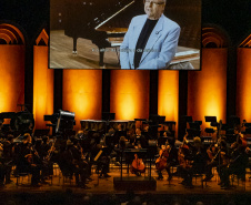 Orquestra Sinfônica do Paraná homenageia Roberto Tibiriçá em concerto que antecede apresentações na China