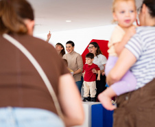 MON recebeu mais de 2.500 visitantes na segunda-feira, Dia das Crianças, e número recorde de atendimentos no setor Educativo