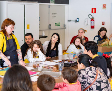 MON recebeu mais de 2.500 visitantes na segunda-feira, Dia das Crianças, e número recorde de atendimentos no setor Educativo