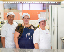 No Dia da Merendeira, Paraná valoriza trabalho de 7,9 mil profissionais da alimentação escolar